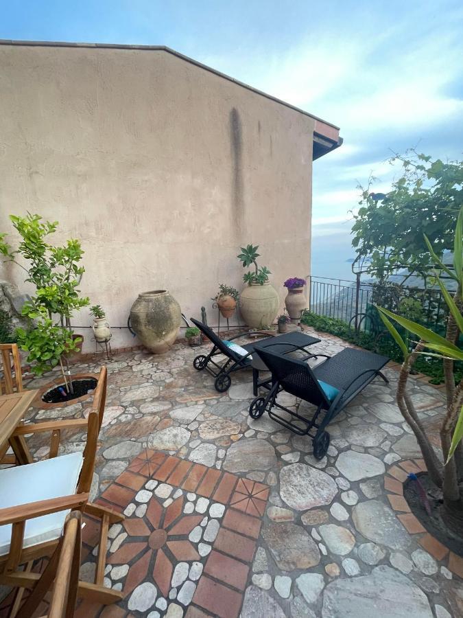 The Secret Garden Villa Forza dʼAgro Buitenkant foto