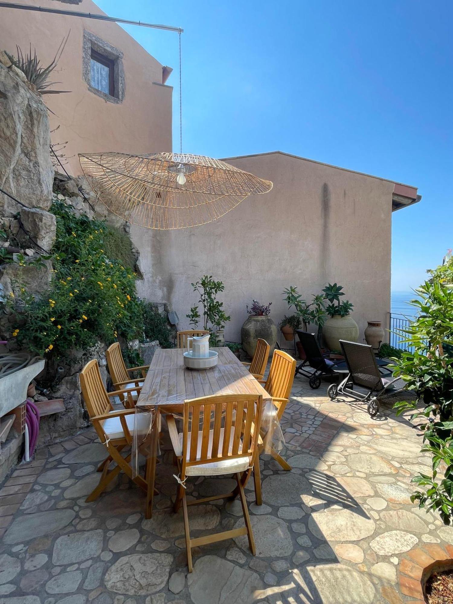 The Secret Garden Villa Forza dʼAgro Buitenkant foto
